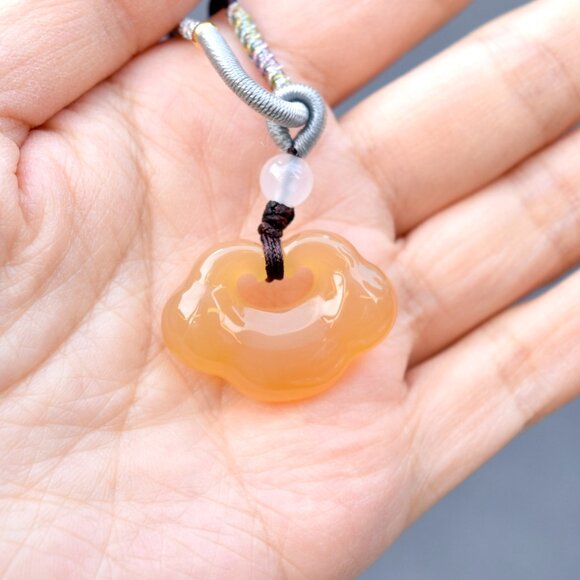 Yellow Agate Ruyi Baby Lock Jade Pendant Necklace - 如意寶寶锁 - Picture 2 of 4